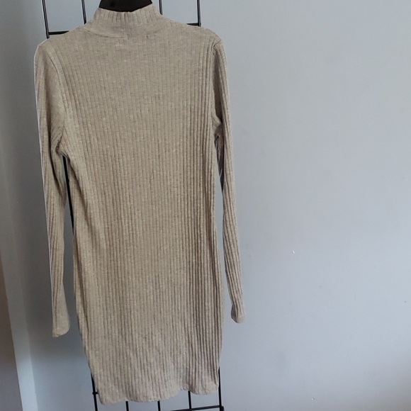 Grey Ribbed Dress - Picture 3 of 3